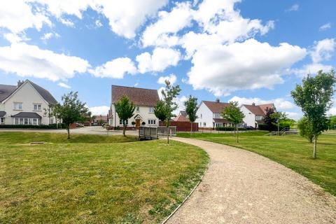 Chambers Way, Wokingham RG40 3 bed semi