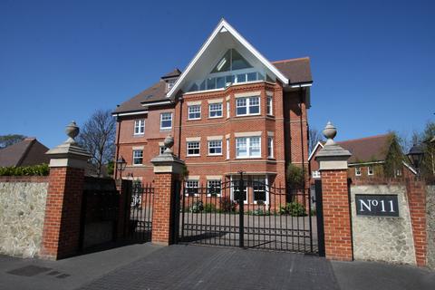 Buxton Road, Eastbourne  BN20 2 bed apartment for sale
