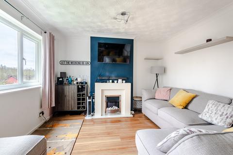 Leeds LS8 2 bed flat for sale