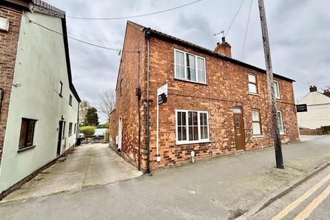 Royal Mail Cottages, Thorngumbald 2 bed end of terrace house for sale