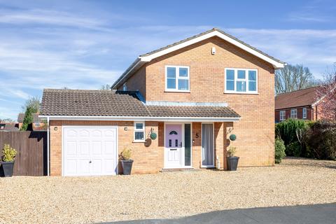 Mallards Reach, Donington 3 bed detached house for sale