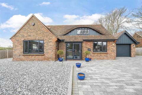School Road, Amberley, Arundel 2 bed detached house for sale