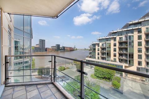 Commodore House, Juniper Drive, London 2 bed flat for sale