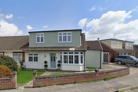 Parklands, Rochford, Essex, SS4 3 bed semi
