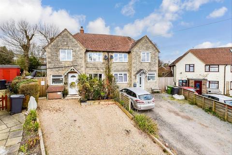 Swaylands Avenue, Crowborough TN6 2 bed semi