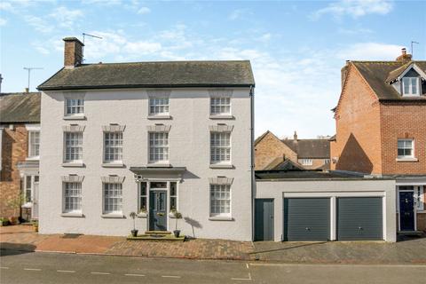 East Castle Street, Shropshire WV16 5 bed link detached house for sale