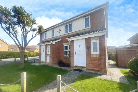 Britannia Way, East Cowes, Isle of Wight 3 bed semi