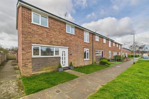 Braddock Square, Bury St Edmunds, IP32 5 bed end of terrace house for sale