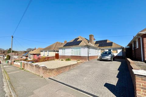 St Peters Crescent, Bexhill