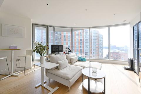 Charrington Tower, Canary Wharf... 1 bed flat for sale
