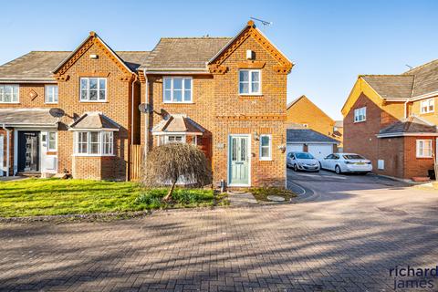 Fovant Close, Peatmoor, Swindon, SN5 4 bed detached house for sale