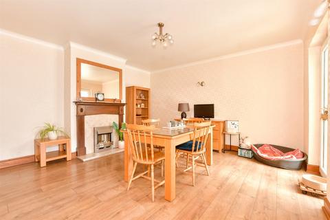 Gore Road, Eastry, Sandwich, Kent 3 bed terraced house for sale
