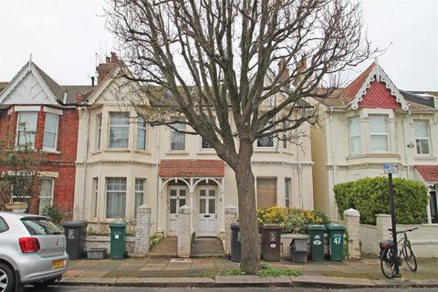 St Leonards Road, Hove 2 bed maisonette for sale