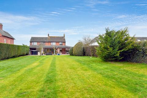 Station Road, Baschurch, Shrewsbury, SY4 5 bed detached house for sale