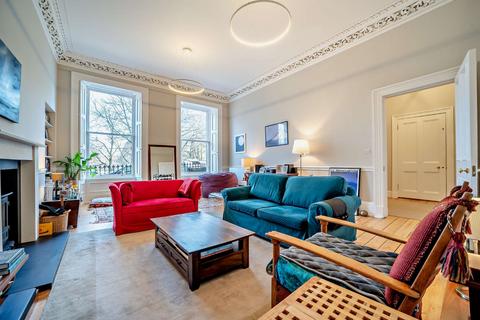 Castle Terrace, Edinburgh, Midlothian 4 bed maisonette for sale