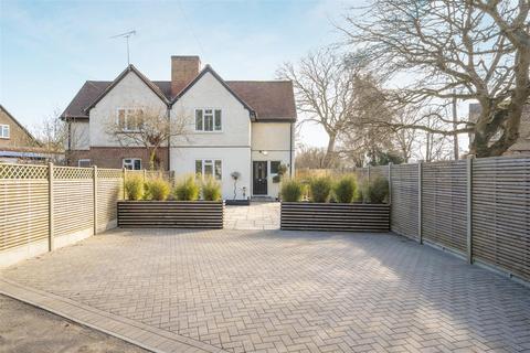 Bedford Lane, Sunningdale 3 bed semi