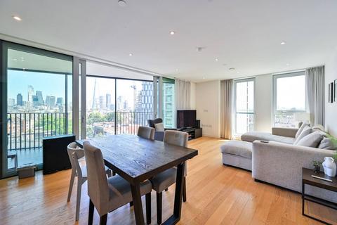 Southwark Bridge Road, Elephant and... 3 bed flat for sale