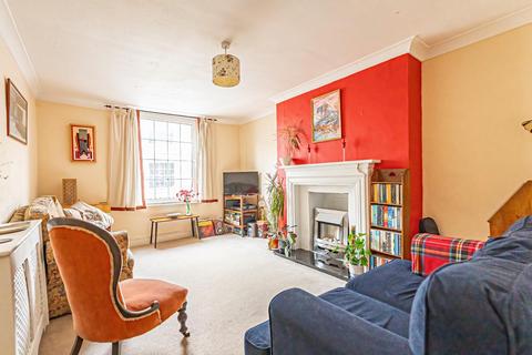 High Street, Tring 2 bed apartment for sale