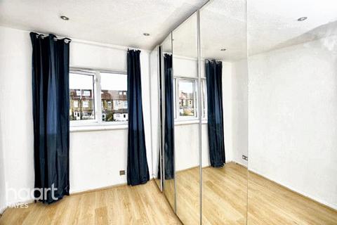 Copthorne Mews, Hayes 1 bed flat for sale