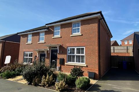 3 bedroom semi-detached house for sale
