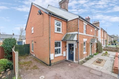 Talbot Road, Rickmansworth WD3 3 bed cottage for sale