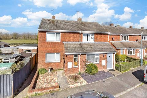 Hopes Grove, High Halden, Kent 2 bed end of terrace house for sale
