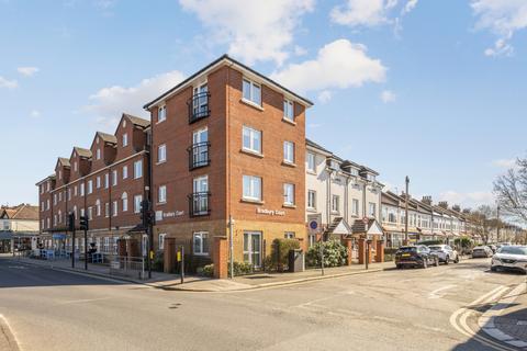 Clifton Park Avenue, Raynes Park SW20 1 bed apartment for sale