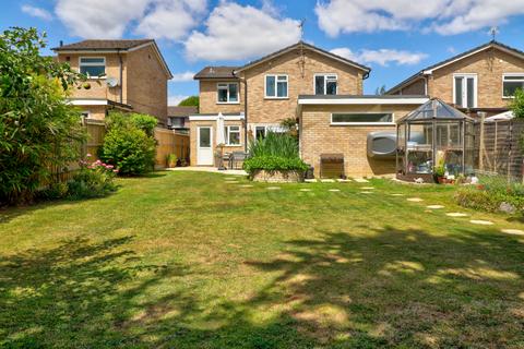 Hawthorn Crescent, High Wycombe HP15 4 bed detached house for sale