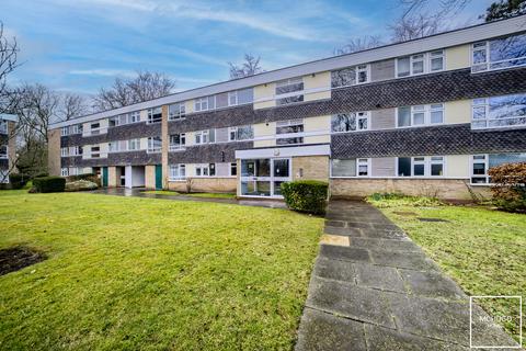 Birmingham B15 2 bed apartment for sale