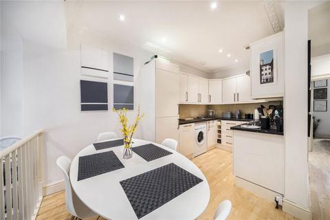 Upper Tachbrook Street, London SW1V 2 bed flat for sale