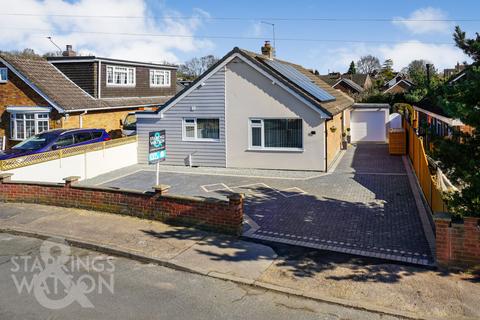 Malten Close, Poringland, Norwich 3 bed detached bungalow for sale