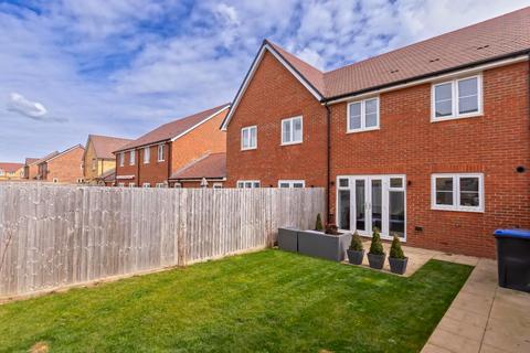 Holly Blue Road, Lancing 3 bed house for sale