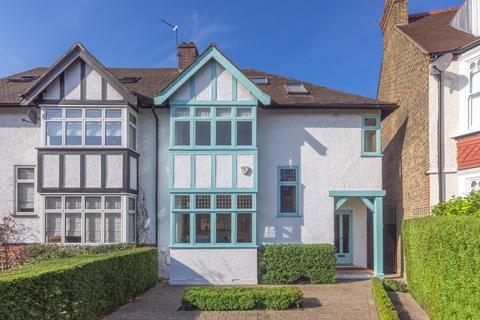5 bedroom semi-detached house for sale