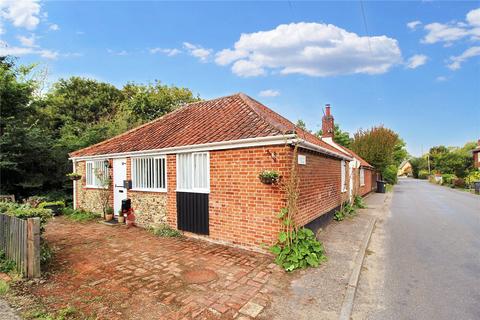 The Street, Wissett, Halesworth... 2 bed bungalow for sale