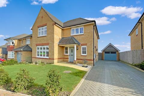 Armstrong Road, Luton, Bedfordshire... 4 bed detached house for sale