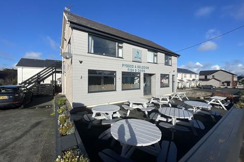 A5108, Moelfre, LL72 3 bed property for sale