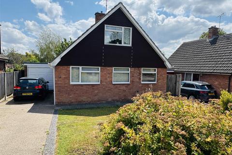 Dunham Close, Southwell 3 bed detached bungalow for sale