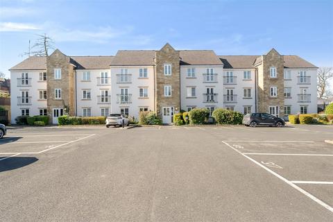 Low Road Close, Cockermouth CA13 2 bed apartment for sale