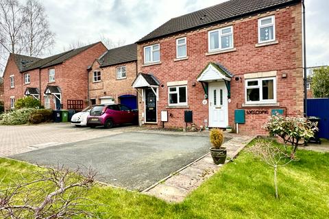 2 bedroom semi-detached house for sale