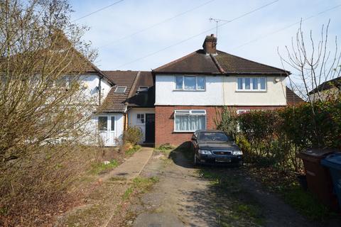 Kenton Lane, Harrow Weald, HA3 3 bed terraced house for sale