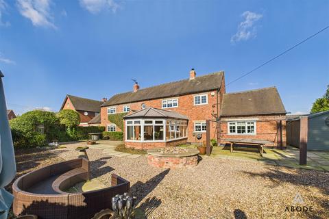 Hoon Ridge, Hilton DE65 3 bed house for sale