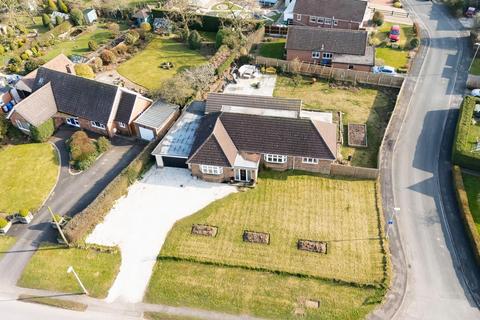 Goodmanham Road, Market Weighton... 3 bed detached bungalow for sale