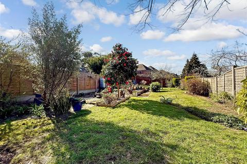 Teapot Lane, Aylesford, Kent 3 bed semi