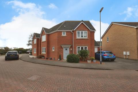 Julius Way, North Hykeham 3 bed detached house for sale