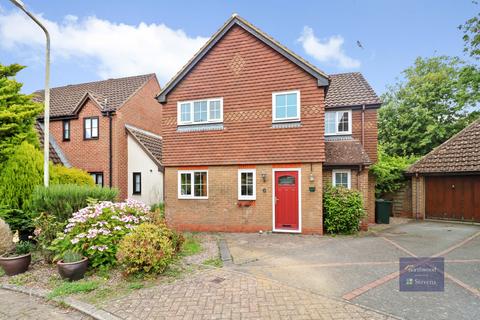 Ashgrove, Orchard Heights, Ashford, TN25 4 bed detached house for sale