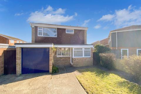 Briar Close, Ashford TN24 3 bed detached house for sale