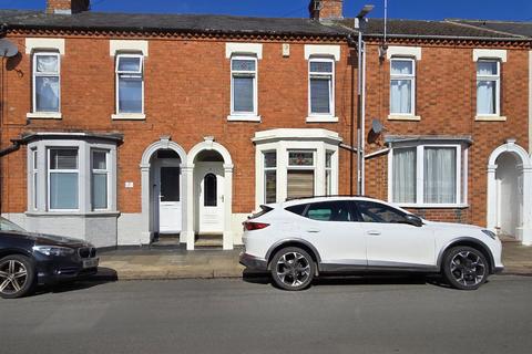 Osborne Road, Northampton, NN2 6NU 3 bed terraced house for sale