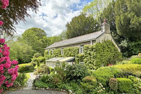 Cusgarne, Nr. Truro, Cornwall 3 bed detached house for sale