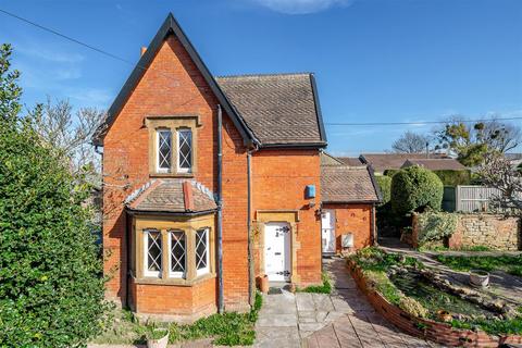 East Street, Martock 3 bed detached house for sale