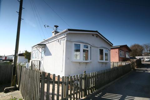 Hill Rise, Horspath, OX33 2 bed park home for sale